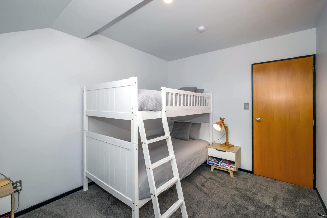 Little Black Chalet ميثفين المظهر الخارجي الصورة